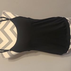 NWT Athleta tankini, black. 34 B/C.